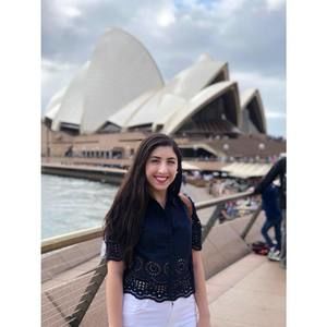 Meet your Posher, Caty